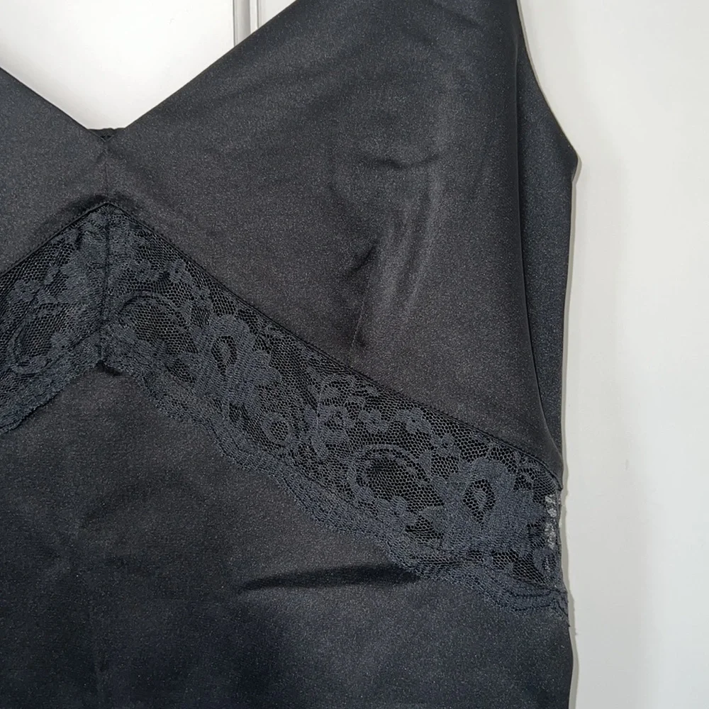 Abercrombie Silk Cami - Picture 3 of 9